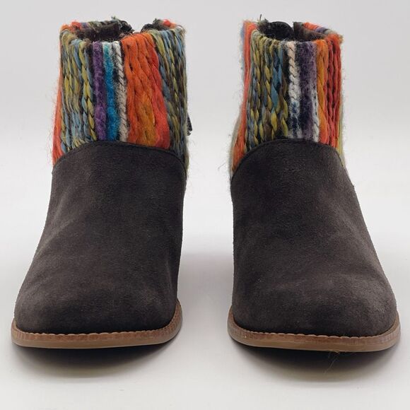 TOMS Ankle Boots Women's 6 Chocolate Brown Leila Suede Shoes Striped Tassel EUC - Picture 1 of 16